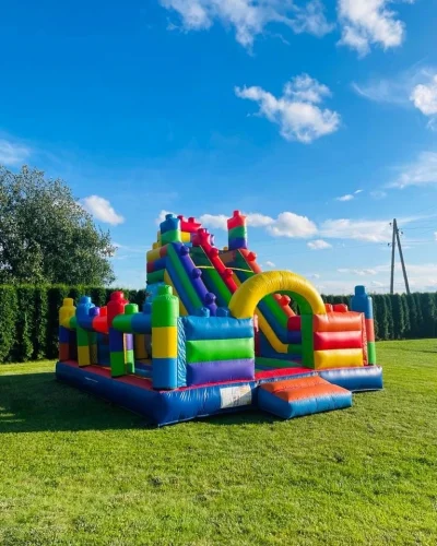 Piepusama atrakcija berniem