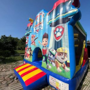 piepūšamā atrakcija ķepu patruļa