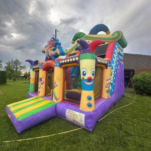 piepūšamā atrakcija klauniņš